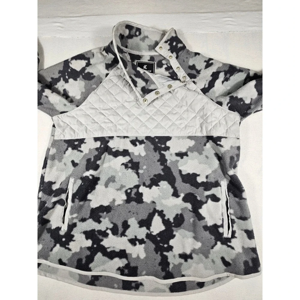 Kyodan Outdoor Womens XXL Grey Camo Fleece Quilted‎ Snap Neck Pullover Jacket